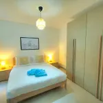 Spacious, Bright & Modern 3 Bedrooms, Balcony Apic1-1 *