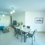 Appartamento Spacious, Bright & Modern 3 Bedrooms, Balcony Apic1-1 *