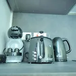 Spacious, Bright & Modern 3 Bedrooms, Balcony Apic1-1 Appartamento *