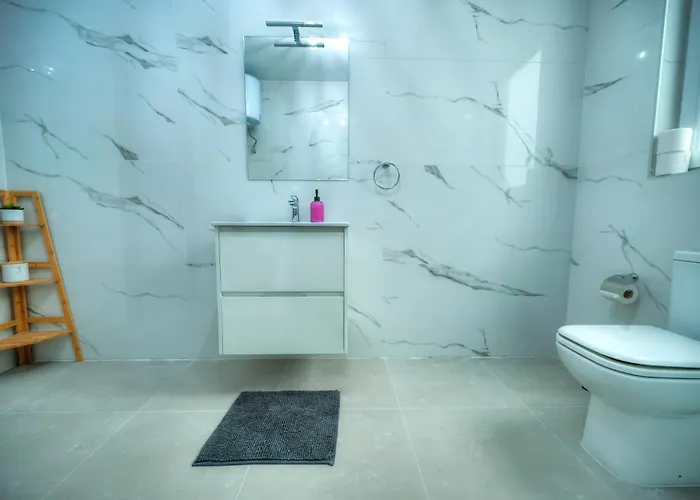 Spacious, Bright & Modern 3 Bedrooms, Balcony Apic1-1 Apartamento Msida