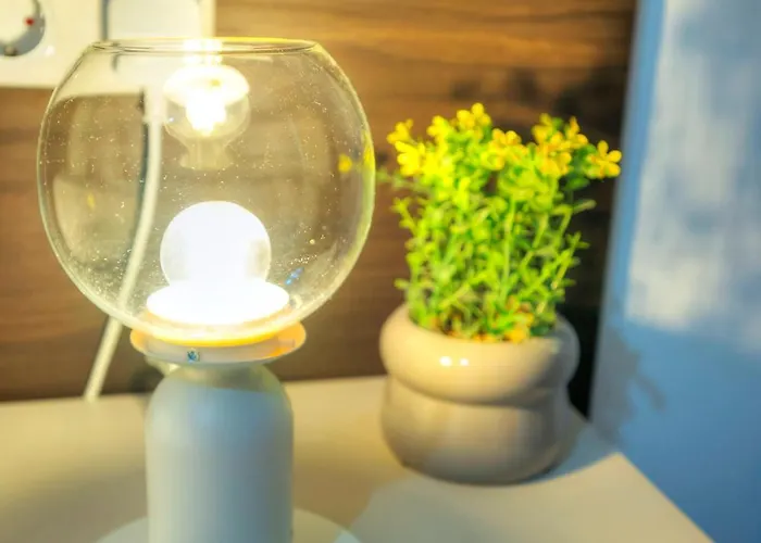 Spacious, Bright & Modern 3 Bedrooms, Balcony Apic1-1