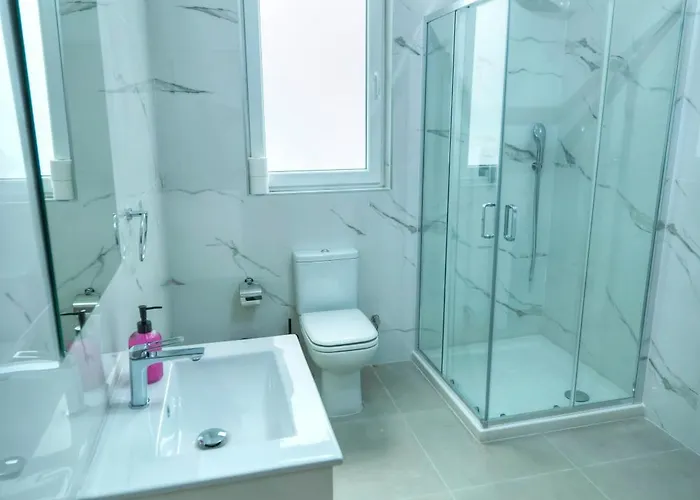 Spacious, Bright & Modern 3 Bedrooms, Balcony Apic1-1 Msida